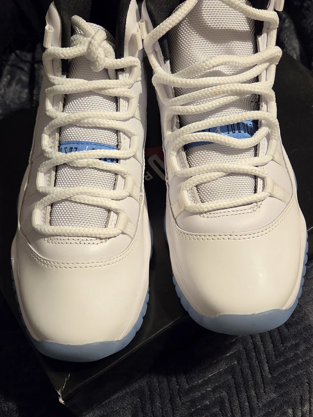 Jordan Air Jordan 11 Retro GS White / Legend Blue / Black Box Label